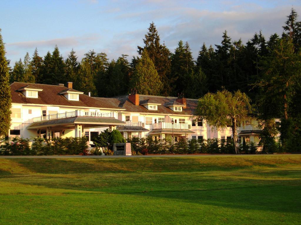Crown Mansion Boutique Hotel & Villas Qualicum Beach Exterior foto